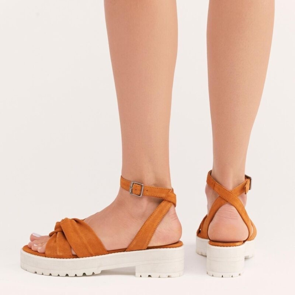 Free people essex sandal tan slight wedge 41